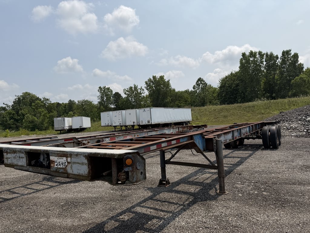 THEURER 40 FOOT CHASSIS