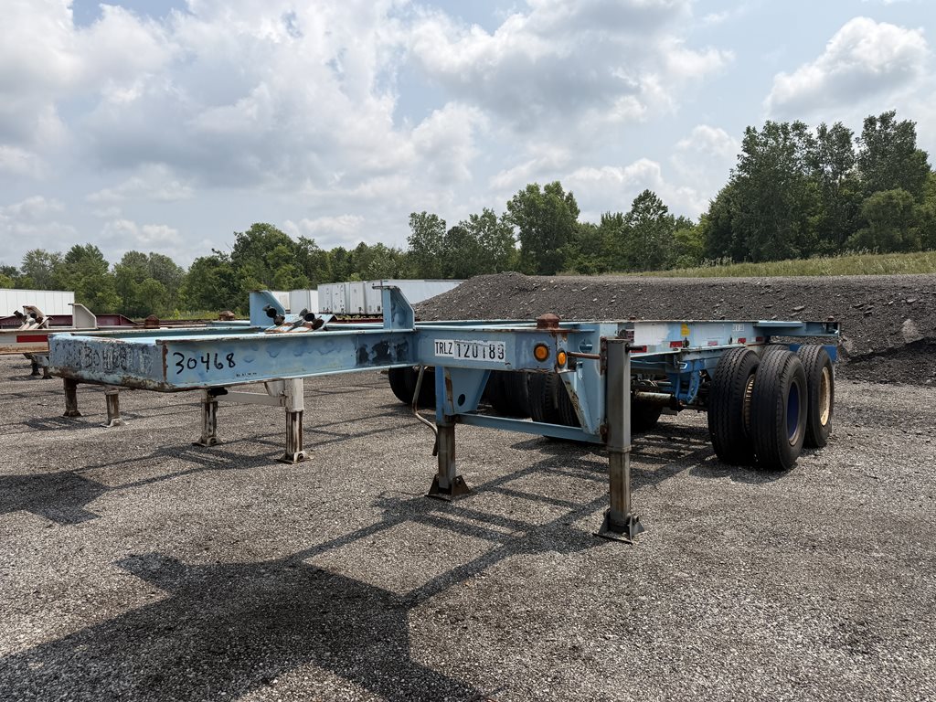 HYUNDAI 20 FOOT CHASSIS