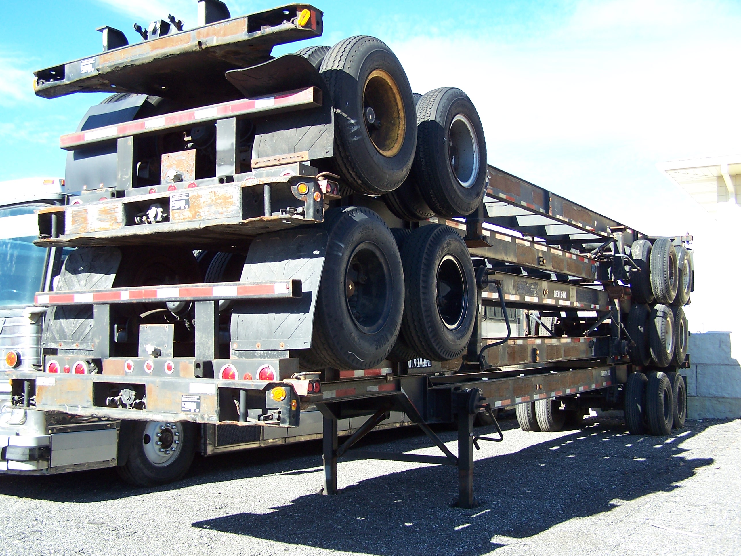 HYUNDAI 40 FOOT CHASSIS