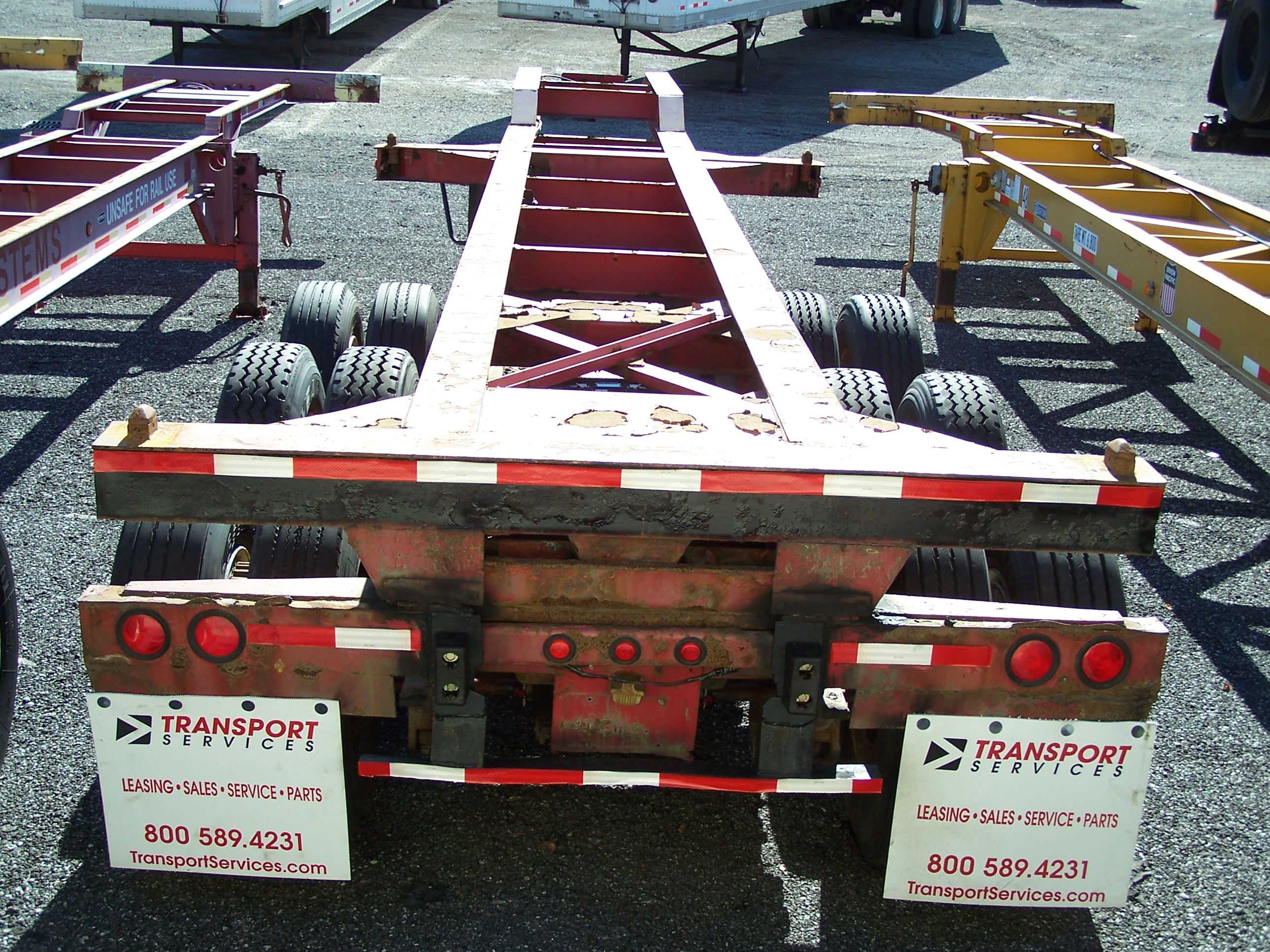 STRICK 33 FOOT CHASSIS